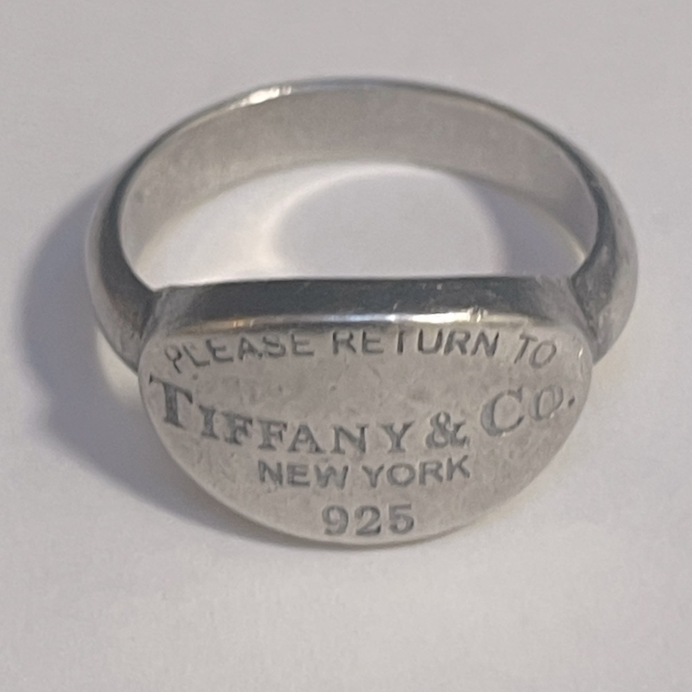 SOLD 🩵 Return to Tiffany 925 Sterling silver ring.